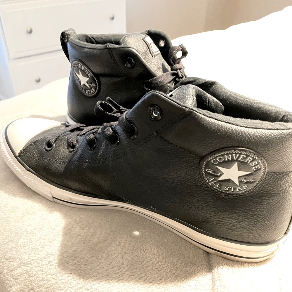 Men’s size 12 black converse